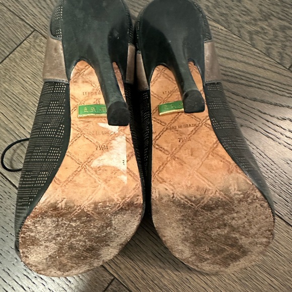 Lamb 7.5 high heel lace front shoes - Picture 4 of 7